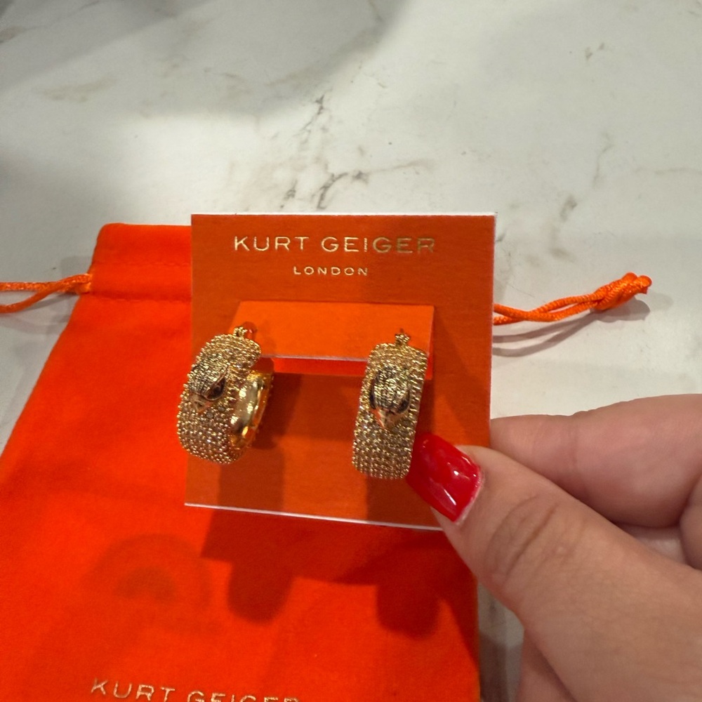 KURT GEIGER LONDON EAGLE HOOP EARRINGS PAVE GOLD COLOR 1” DIAMETER